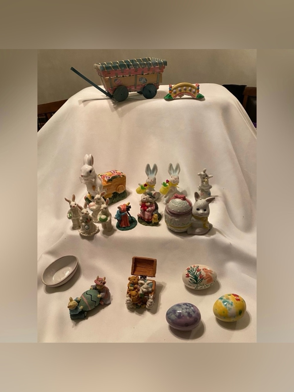 Large Spring Easter Lot (18 pieces) Adorable and in EUC!! Beautiful Vintage